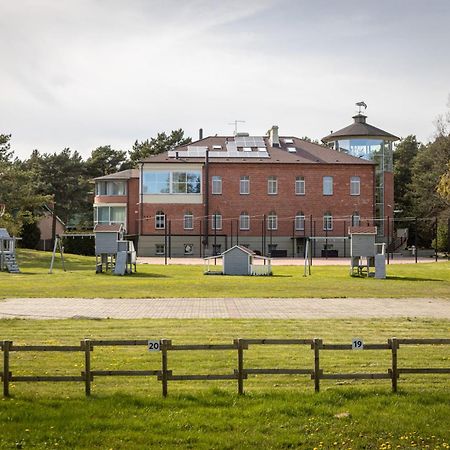 Roze Village Jurnieka Ligzda Pērkone Kültér fotó
